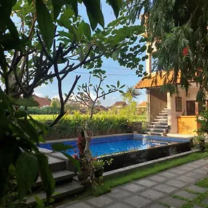  Pensión Gerhana Sari 2